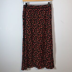 Vero moda maxi long skirt black red floral roses pockets 2 side slits Flowy easy